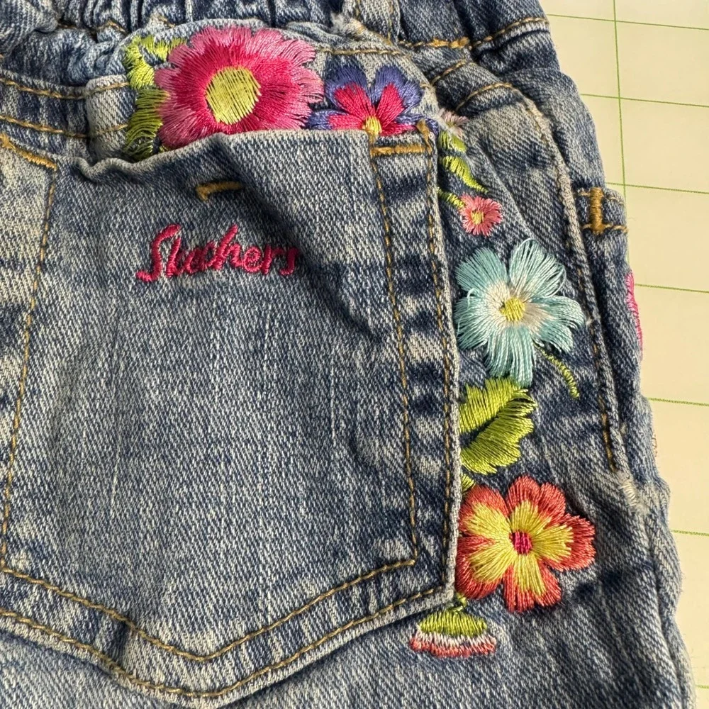 Vintage Skechers retro floral embroidered jeans girls 4T